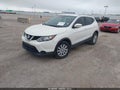 2017 Nissan Rogue Sport — photo 2 of 16 | VIN JN1BJ1CP7HW035182