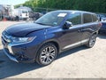 Photo 2 of 16 — 2018 Mitsubishi Outlander
