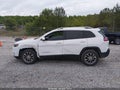 Photo 14 of 16 — 2019 Jeep Cherokee