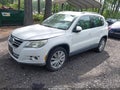 Photo 2 of 11 — 2010 Volkswagen Tiguan