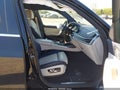 Photo 5 of 16 — 2022 BMW X7