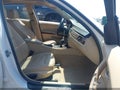 Photo 5 of 11 — 2011 BMW 3 Series