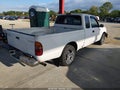 1999 Toyota Tacoma — photo 4 of 16 | VIN 4TAVL52N5XZ441871