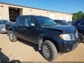Photo 1 of 16 — 2015 Nissan Frontier