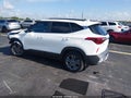 Photo 3 of 17 — 2021 Kia Seltos