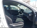 Photo 5 of 16 — 2022 Hyundai Elantra