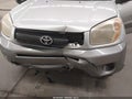 Photo 6 of 12 — 2004 Toyota RAV4