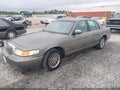 Photo 2 of 11 — 1999 Mercury Grand Marquis