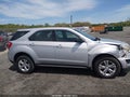 Photo 13 of 17 — 2017 Chevrolet Equinox