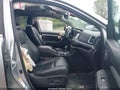 Photo 5 of 17 — 2017 Toyota Highlander