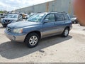 Photo 2 of 11 — 2001 Toyota Highlander