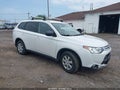 Photo 1 of 13 — 2015 Mitsubishi Outlander