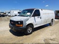 Photo 2 of 16 — 2005 GMC Savana