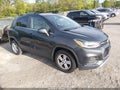 Photo 1 of 11 — 2017 Chevrolet Trax