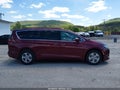 Photo 13 of 16 — 2018 Chrysler Pacifica