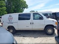 Photo 13 of 16 — 2006 Ford E-350