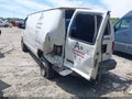 Photo 3 of 16 — 2006 Ford E-350