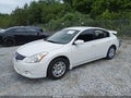 Photo 2 of 16 — 2010 Nissan Altima
