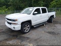 2017 Chevrolet Silverado 1500 — photo 2 of 17 | VIN 3GCUKREC2HG394918