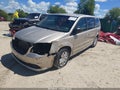2015 Dodge Grand Caravan — photo 2 of 16 | VIN 2C4RDGBG3FR667822