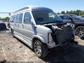 2017 Chevrolet Express 2500 — photo 1 of 18 | VIN 1GCWGBFGXH1218944