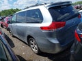 Photo 3 of 16 — 2014 Toyota Sienna
