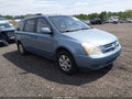 Photo 1 of 16 — 2010 Kia Sedona