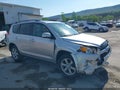 Photo 6 of 16 — 2012 Toyota RAV4