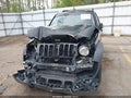 Photo 12 of 16 — 2004 Jeep Liberty