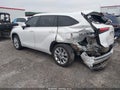 2023 Toyota Highlander — photo 3 of 16 | VIN 5TDKDRAH3PS008512
