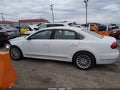 Photo 14 of 18 — 2017 Volkswagen Passat