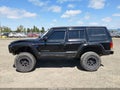 Photo 14 of 19 — 1998 Jeep Cherokee