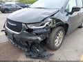 Photo 6 of 17 — 2022 Chrysler Pacifica