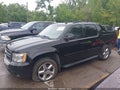 Photo 15 of 19 — 2011 Chevrolet Avalanche