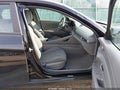 Photo 5 of 17 — 2021 Hyundai Elantra