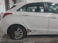 Photo 12 of 16 — 2017 Hyundai Elantra