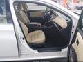 Photo 5 of 16 — 2015 Toyota Avalon
