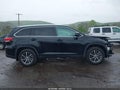 Photo 14 of 17 — 2019 Toyota Highlander