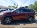 Photo 14 of 16 — 2016 Toyota Highlander