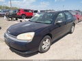 Photo 2 of 16 — 2005 Chevrolet Malibu