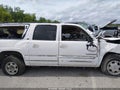 2000 GMC Yukon XL — photo 12 of 15 | VIN 3GKEC16T9YG121576