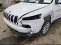 Photo 6 of 17 — 2017 Jeep Cherokee
