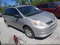 Photo 1 of 11 — 2004 Toyota Sienna