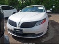 Photo 12 of 16 — 2014 Lincoln MKS
