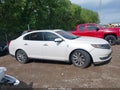 Photo 13 of 16 — 2014 Lincoln MKS