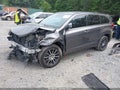 Photo 2 of 17 — 2017 Toyota Highlander