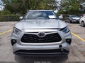 Photo 13 of 17 — 2023 Toyota Highlander