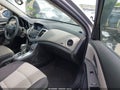 Photo 5 of 15 — 2015 Chevrolet Cruze