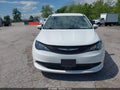 Photo 6 of 16 — 2022 Chrysler Voyager