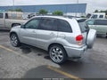 Photo 3 of 11 — 2002 Toyota RAV4